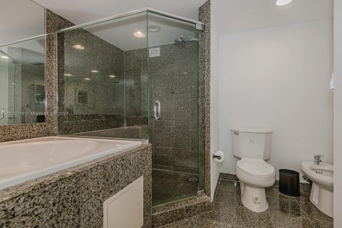 Copropriété à vendre à Miami Beach, Floride: 2 chambres, 153.29 m2 № 1270430 - photo 23