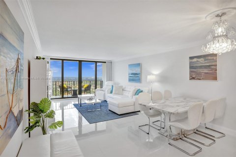 Copropriété à vendre à Hollywood, Floride: 1 chambre, 92.9 m2 № 1270394 - photo 18