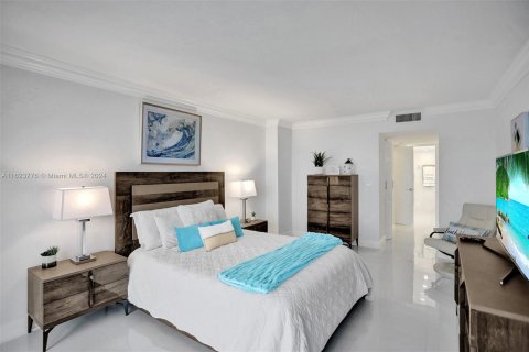 Copropriété à vendre à Hollywood, Floride: 1 chambre, 92.9 m2 № 1270394 - photo 28