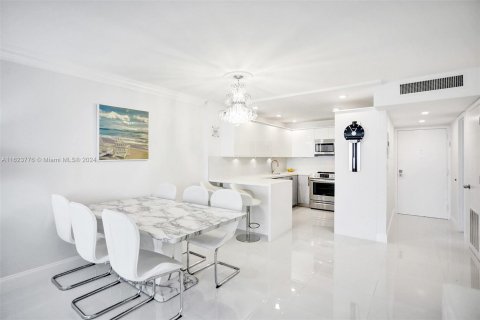 Copropriété à vendre à Hollywood, Floride: 1 chambre, 92.9 m2 № 1270394 - photo 9