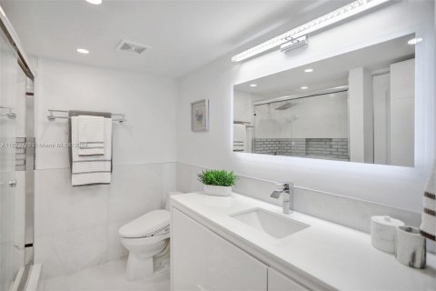 Condominio en venta en Hollywood, Florida, 1 dormitorio, 92.9 m2 № 1270394 - foto 22