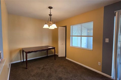 Condominio en alquiler en Ocala, Florida, 2 dormitorios, 91.97 m2 № 1369335 - foto 6