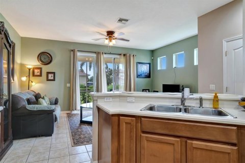 Townhouse in North Port, Florida 3 bedrooms, 148.64 sq.m. № 1319569 - photo 13