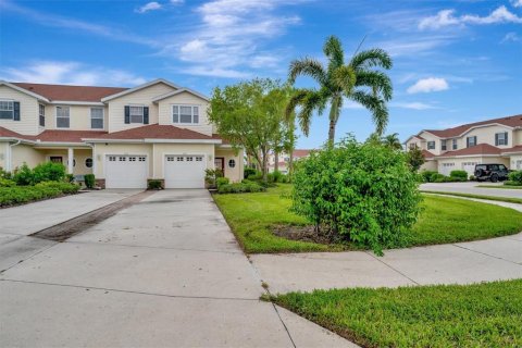 Touwnhouse à vendre à North Port, Floride: 3 chambres, 148.64 m2 № 1319569 - photo 2