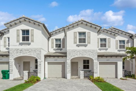 Touwnhouse à vendre à Homestead, Floride: 3 chambres, 157.47 m2 № 1153497 - photo 1