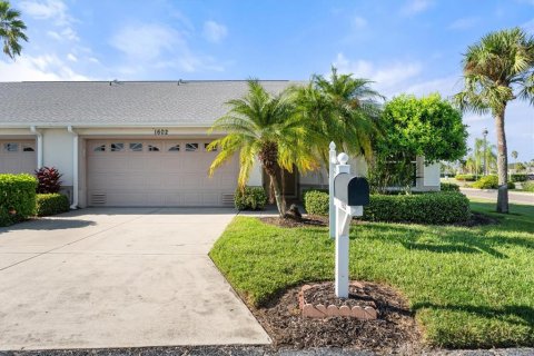 Copropriété à vendre à Palmetto, Floride: 2 chambres, 113.81 m2 № 1373607 - photo 1