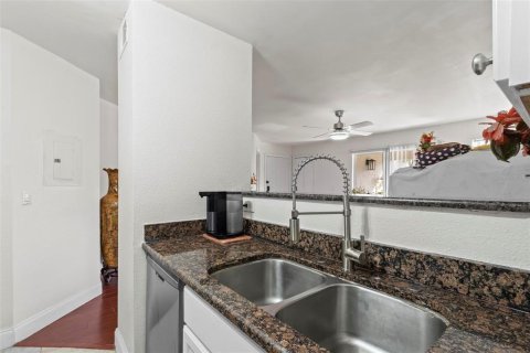 Condominio en venta en Orlando, Florida, 3 dormitorios, 103.21 m2 № 875219 - foto 17