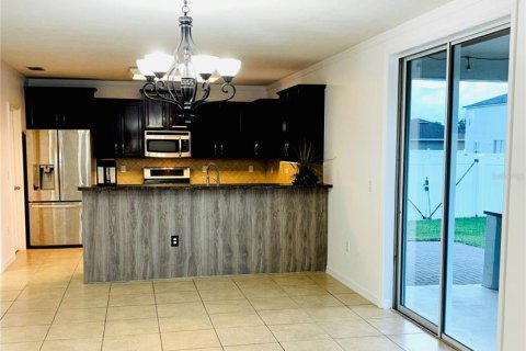 Casa en venta en Kissimmee, Florida, 4 dormitorios, 233 m2 № 1260314 - foto 5