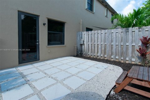 Townhouse in Homestead, Florida 3 bedrooms, 142.6 sq.m. № 1311101 - photo 22