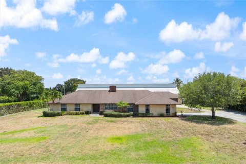 Villa ou maison à vendre à Delray Beach, Floride: 4 chambres, 264.77 m2 № 1252892 - photo 1