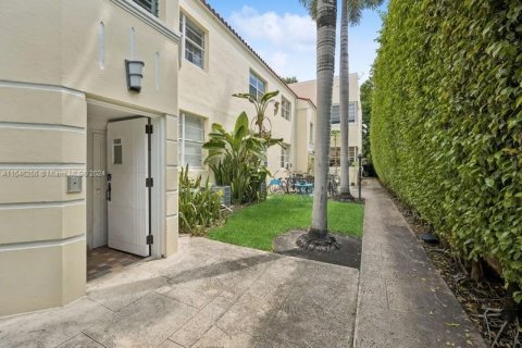 Copropriété à vendre à Miami Beach, Floride: 1 chambre, 59.18 m2 № 1332648 - photo 14