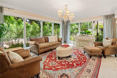 Casa en venta en Coral Gables, Florida, 6 dormitorios, 404.4 m2 № 1234280 - foto 19