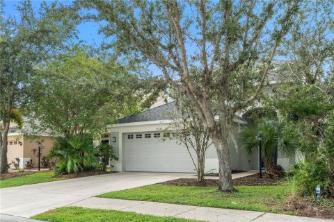 House in Lakewood Ranch, Florida 4 bedrooms, 186.92 sq.m. № 1384823 - photo 3