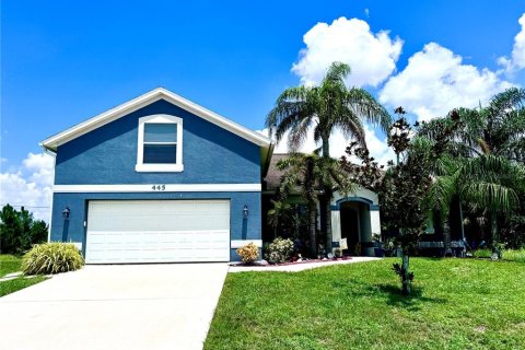 House in Palm Bay, Florida 4 bedrooms, 232.91 sq.m. № 1323346 - photo 2