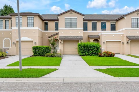 Adosado en venta en Saint Cloud, Florida, 3 dormitorios, 147.53 m2 № 1368071 - foto 1