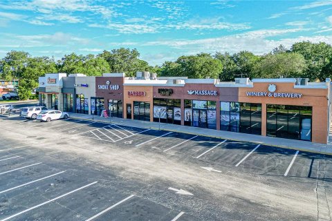 Commercial property in Kissimmee, Florida № 1368109 - photo 3