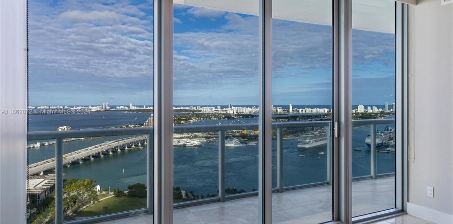 Condo à Miami, Floride, 1 chambre  № 1369024