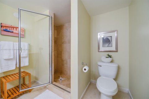 Copropriété à louer à Bal Harbour, Floride: 2 chambres, 120.77 m2 № 1369063 - photo 25