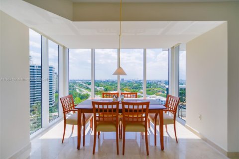 Copropriété à louer à Bal Harbour, Floride: 2 chambres, 120.77 m2 № 1369063 - photo 15