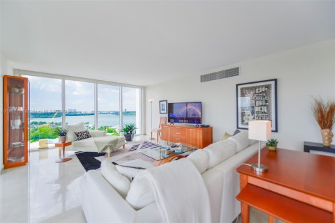 Copropriété à louer à Bal Harbour, Floride: 2 chambres, 120.77 m2 № 1369063 - photo 17