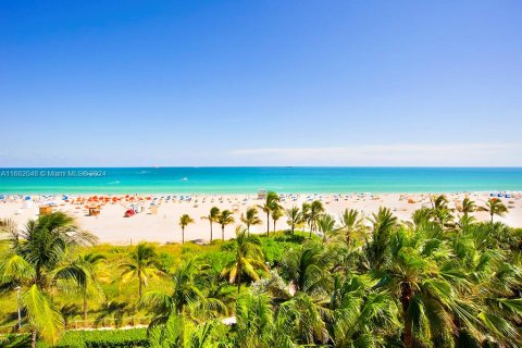 Condominio en alquiler en Miami Beach, Florida, 2 dormitorios, 108.7 m2 № 1369022 - foto 21