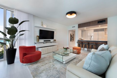 Condominio en alquiler en Miami Beach, Florida, 2 dormitorios, 108.7 m2 № 1369022 - foto 5