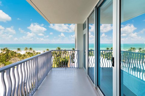 Condominio en alquiler en Miami Beach, Florida, 2 dormitorios, 108.7 m2 № 1369022 - foto 4