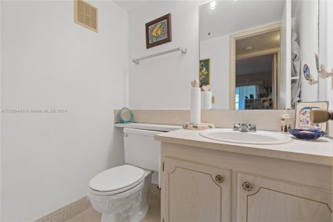 Copropriété à vendre à Deerfield Beach, Floride: 2 chambres, 76.18 m2 № 1310541 - photo 14