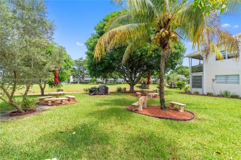 Copropriété à vendre à Deerfield Beach, Floride: 2 chambres, 76.18 m2 № 1310541 - photo 19