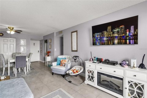 Copropriété à vendre à Hialeah, Floride: 3 chambres, 111.76 m2 № 1377012 - photo 14