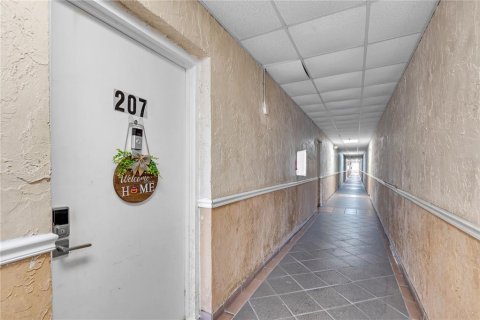 Copropriété à vendre à Hialeah, Floride: 3 chambres, 111.76 m2 № 1377012 - photo 8