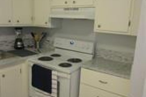 Condo in Lauderhill, Florida, 1 bedroom  № 1100093 - photo 12