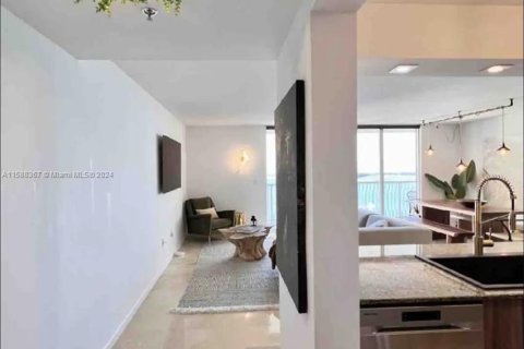 Condominio en venta en Miami, Florida, 2 dormitorios, 102.66 m2 № 1177734 - foto 6