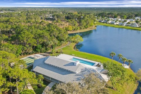 Villa ou maison à vendre à Stuart, Floride: 3 chambres, 143.44 m2 № 1182304 - photo 1