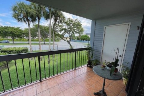 Copropriété à vendre à Miami, Floride: 2 chambres, 86.96 m2 № 1365919 - photo 11