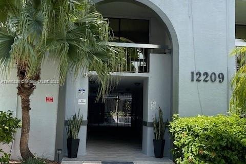 Condominio en venta en Miami, Florida, 2 dormitorios, 86.96 m2 № 1365919 - foto 2