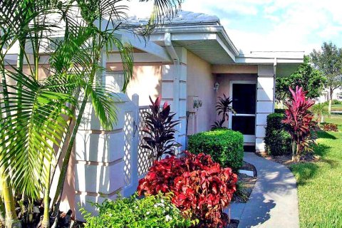 Villa ou maison à louer à Venice, Floride: 2 chambres, 109.16 m2 № 213479 - photo 1