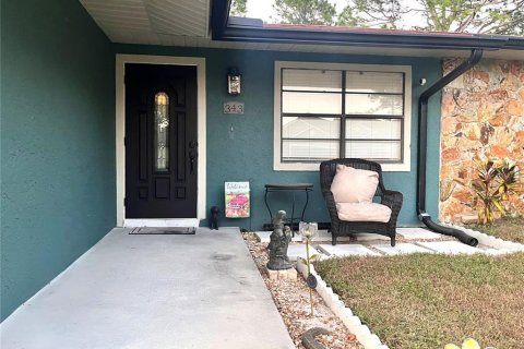 House in Palm Bay, Florida 3 bedrooms, 117.06 sq.m. № 831242 - photo 5