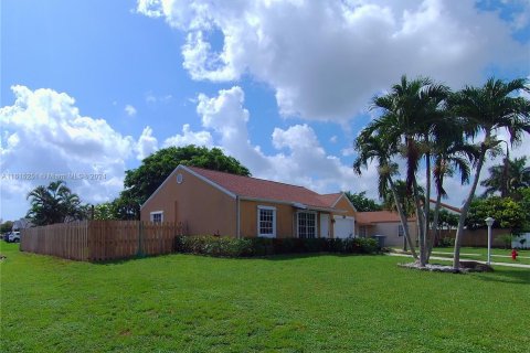 Villa ou maison à vendre à Boynton Beach, Floride: 2 chambres, 84.63 m2 № 1236979 - photo 19