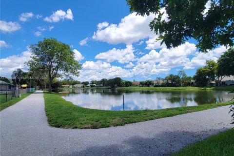 Villa ou maison à vendre à Boynton Beach, Floride: 2 chambres, 84.63 m2 № 1236979 - photo 11