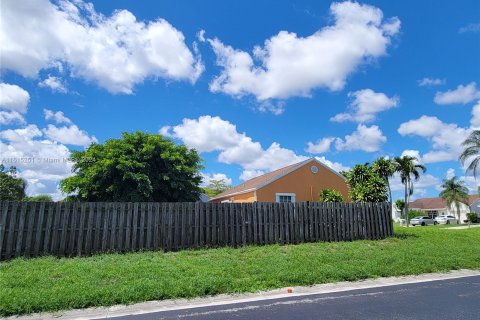 Villa ou maison à vendre à Boynton Beach, Floride: 2 chambres, 84.63 m2 № 1236979 - photo 7