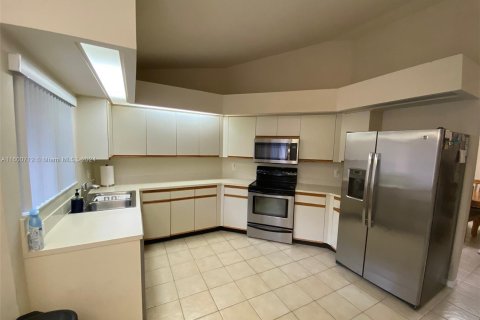 Casa en venta en Coconut Creek, Florida, 3 dormitorios, 150.32 m2 № 1224212 - foto 15
