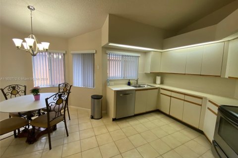 Casa en venta en Coconut Creek, Florida, 3 dormitorios, 150.32 m2 № 1224212 - foto 16