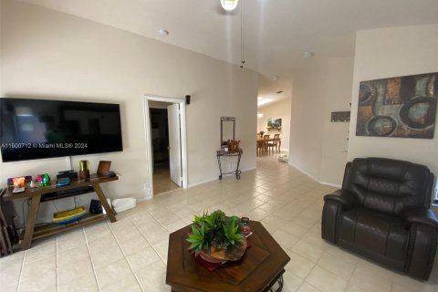Casa en venta en Coconut Creek, Florida, 3 dormitorios, 150.32 m2 № 1224212 - foto 11