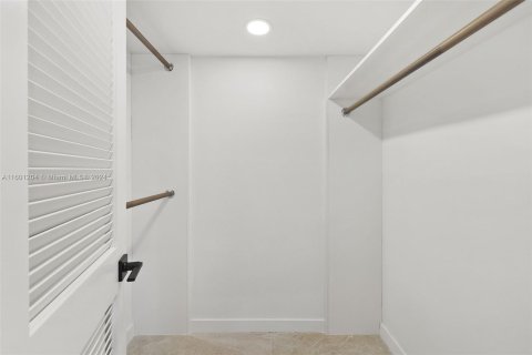 Condominio en venta en Miami Beach, Florida, 1 dormitorio, 64.47 m2 № 1224213 - foto 13