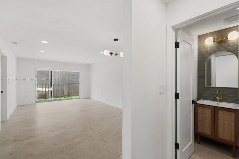 Copropriété à vendre à Miami Beach, Floride: 1 chambre, 64.47 m2 № 1224213 - photo 2