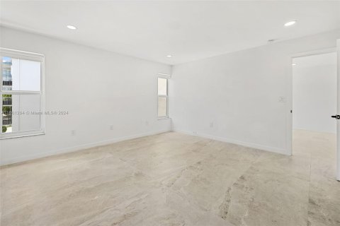 Condominio en venta en Miami Beach, Florida, 1 dormitorio, 64.47 m2 № 1224213 - foto 10