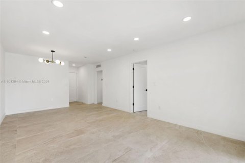 Condominio en venta en Miami Beach, Florida, 1 dormitorio, 64.47 m2 № 1224213 - foto 7