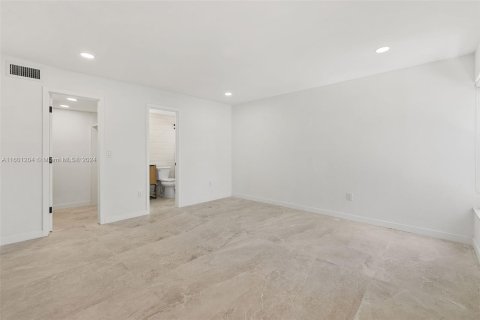 Condominio en venta en Miami Beach, Florida, 1 dormitorio, 64.47 m2 № 1224213 - foto 8