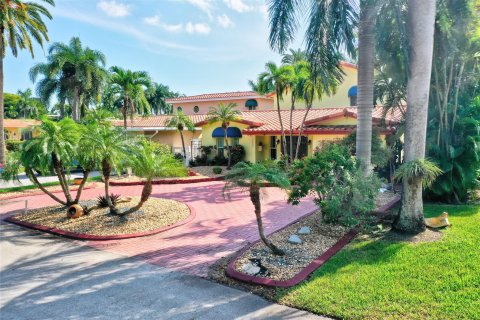 Villa ou maison à vendre à Hollywood, Floride: 4 chambres, 248.61 m2 № 1094015 - photo 9